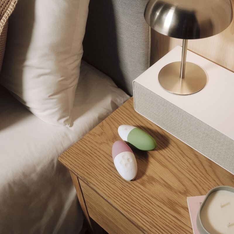 LELO - SIRI 3 CLITORIS MASSAGER PISTACHIO CREAM - Image 4