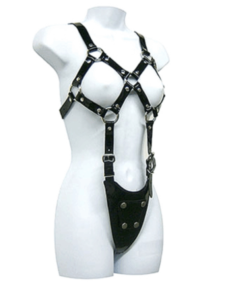 LEATHER BODY - EXPOSED BODY WOMAN